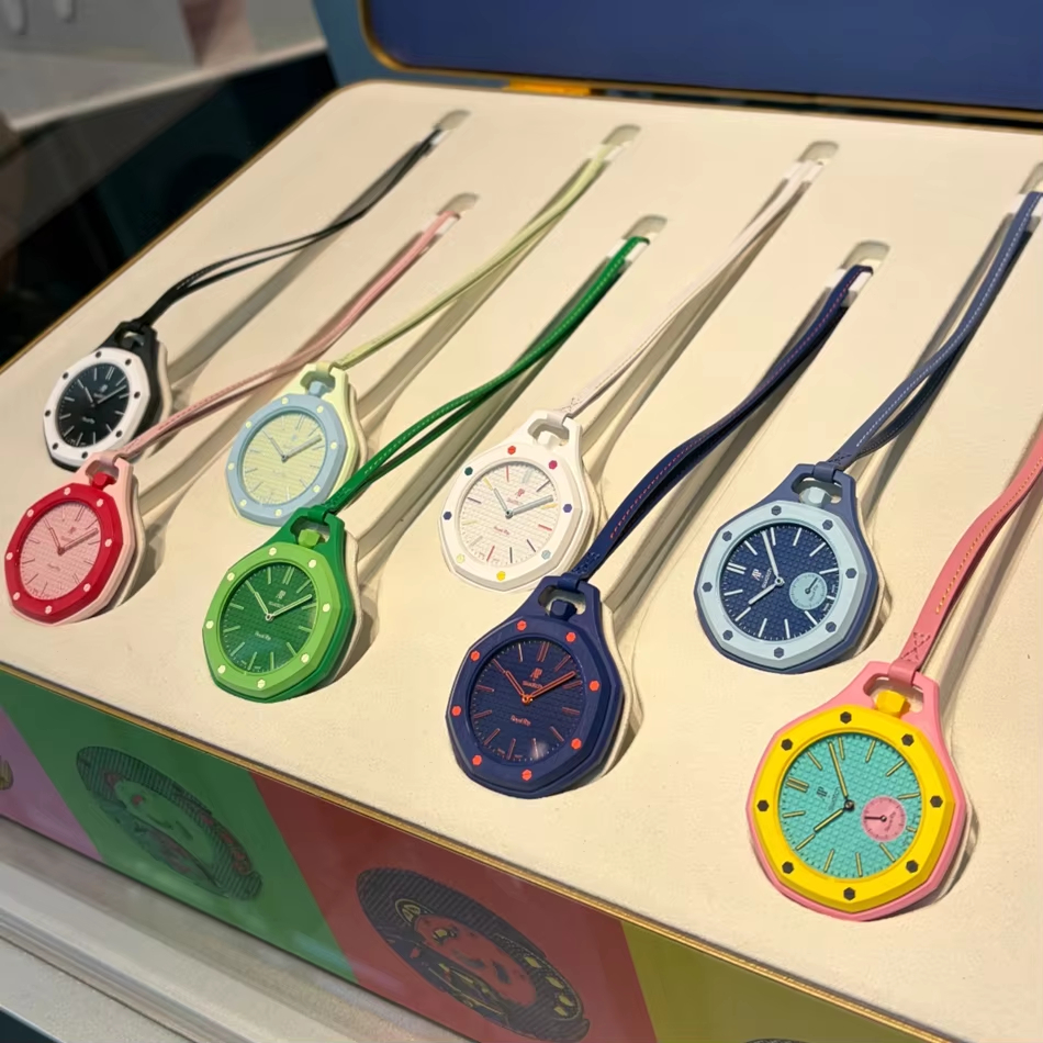 Smartwatch X18 - For Royal Pop Swatch x AP
