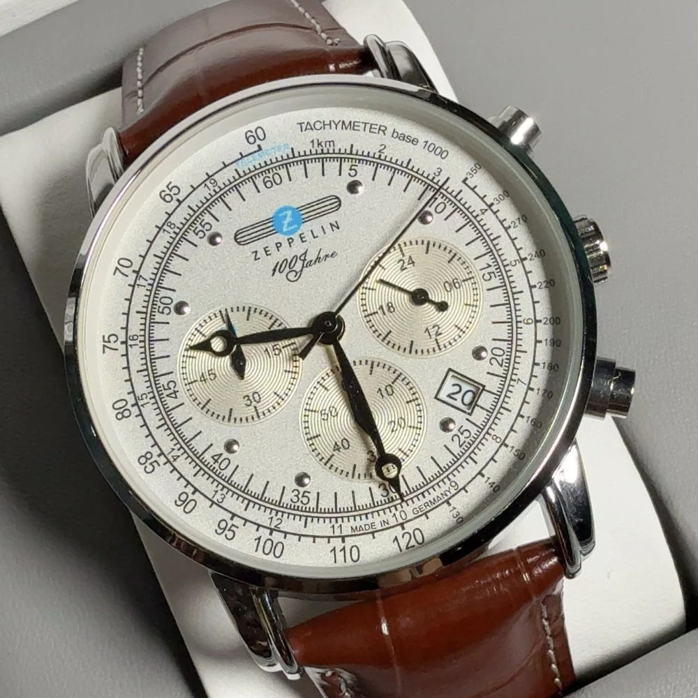 New Classic Men's Watch Three  - đánh giá và giá Stainless Mesh Band