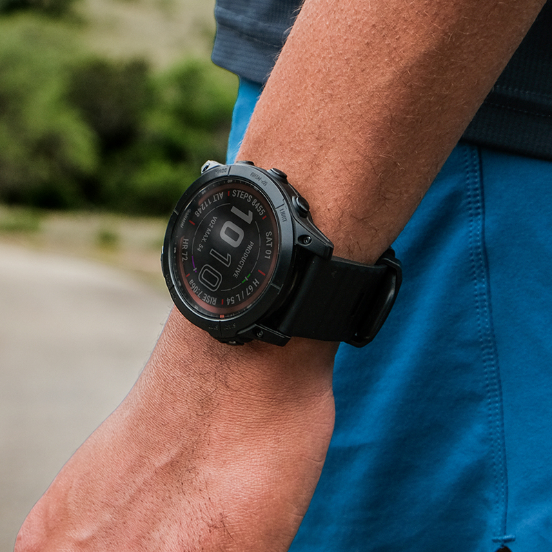 Garmin Fenix 7 Solar DLC Blood - đánh giá và giá Smartwatch X18